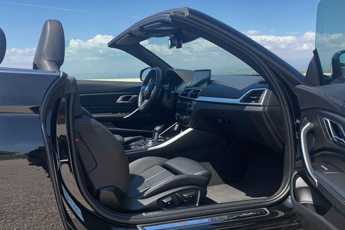 BMW 218i Cabrio 2019 — photo 4