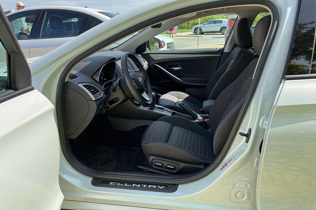 Hyundai Elantra 2024 — photo 4
