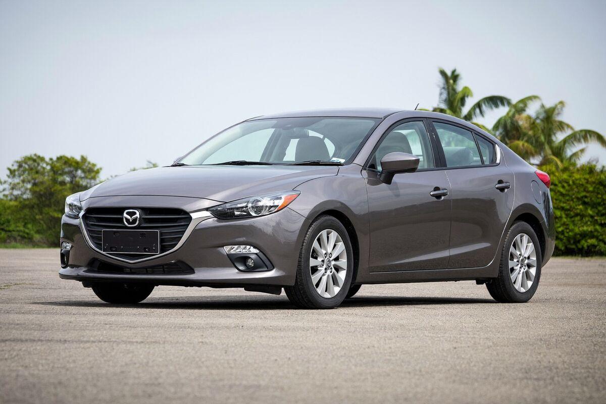 photo · Mazda 3 2018