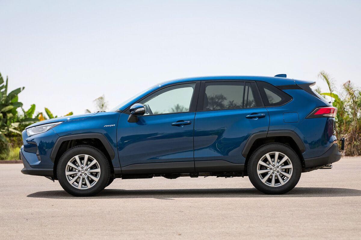 Toyota RAV4 2024 — photo 3